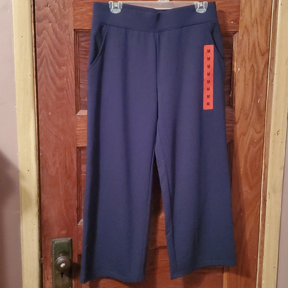 Capri pants